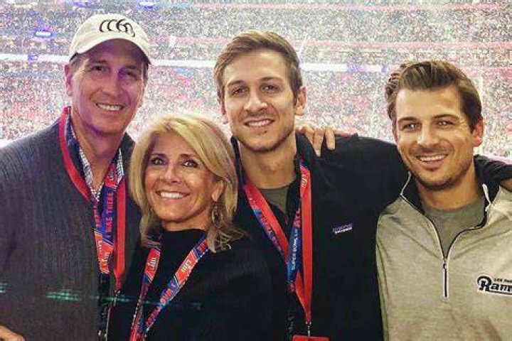 Cris Collinsworth proud son Austin has given 'body, soul' to Notre Dame