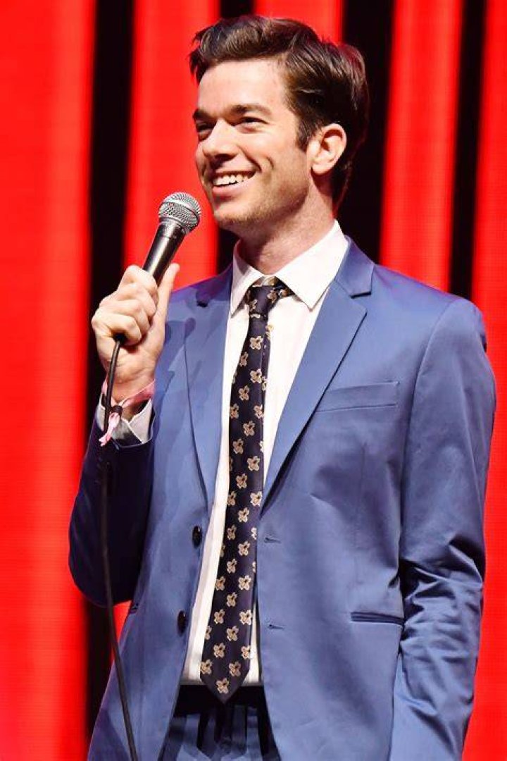 John Mulaney (Comedian) Wiki, Biography, Height, Weight, Age, Net Worth, Spouse, Career, Facts