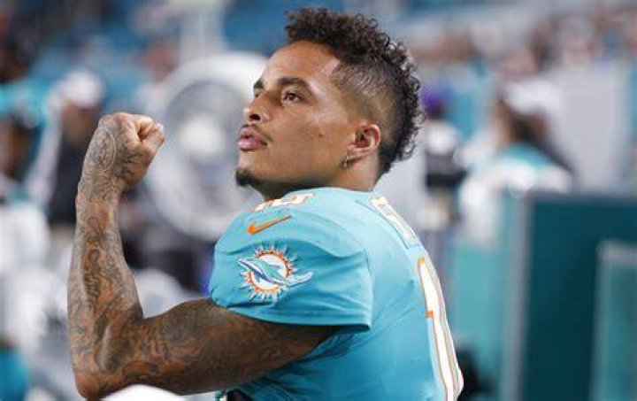 Kenny Stills Calls Out the Trumpian Hypocrisy of His NFL Boss The Nation