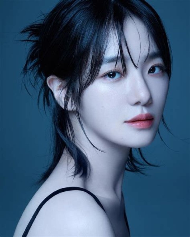 Park Gyu Young (박규영) Wattpad Fanfiction, Suho, Kpop Girls, Parks