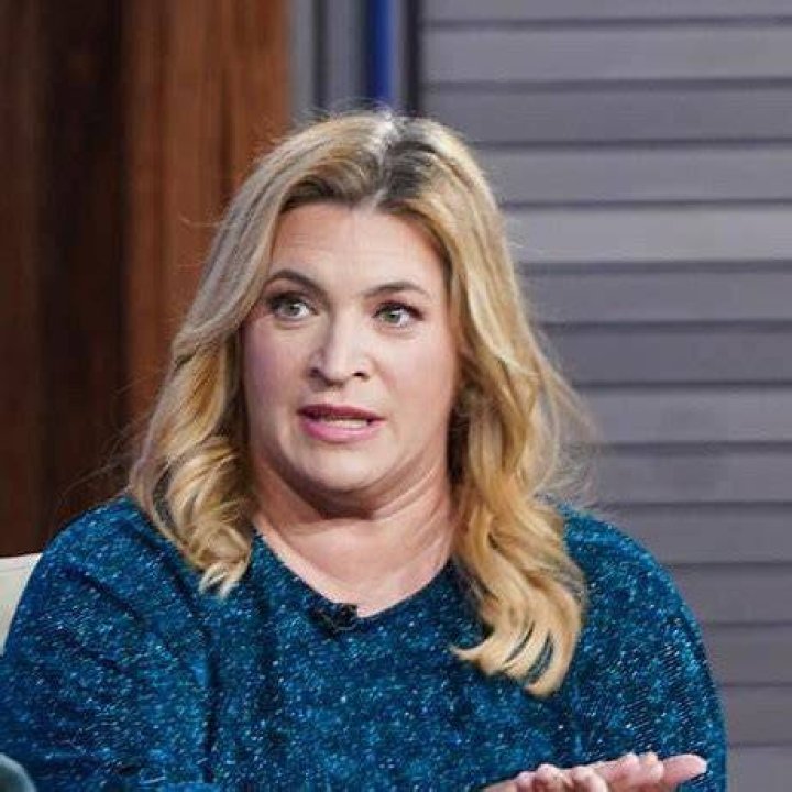 Ramona Shelburne apologizes for characterization of Anthony Davis trade