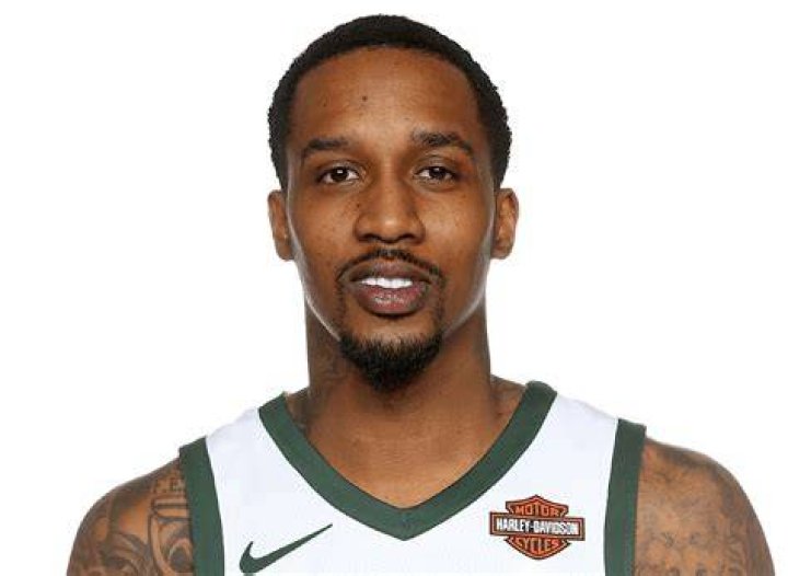 Shelved NBA Baller Brandon Jennings Shades Tae Heckard For Being 41