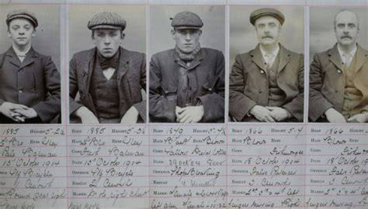 Tak wyglądają prawdziwi Peaky Blinders w por&oacute;wnaniu do aktor&oacute;w z