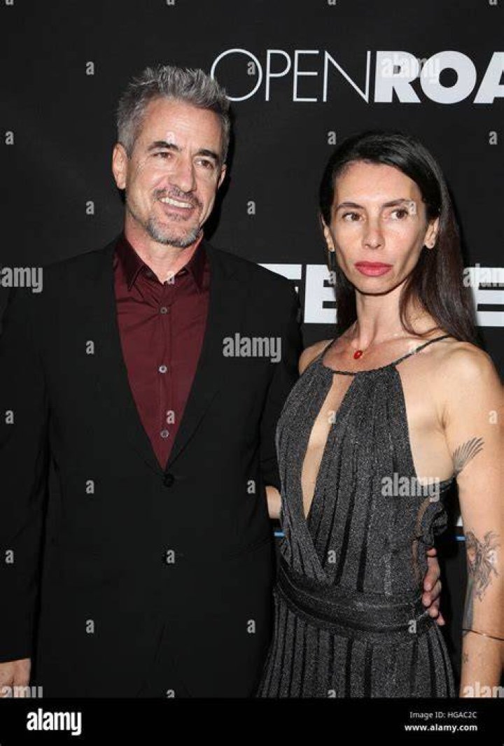 Tharita Cesaroni Catulle Insight The Life Of Dermot Mulroney's Wife