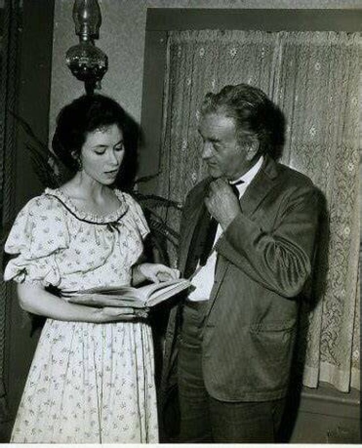 Unveiling The Hidden Role Of Elen Willard's Husband For History Buffs