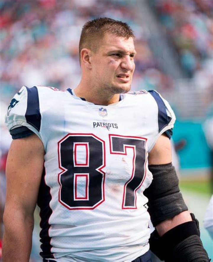 Unveiling The Secrets Behind Gronkowski's Dominance: Height And Weight Revealed