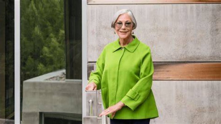 WalMart Heiress Lawsuit Over Tree Business Insider