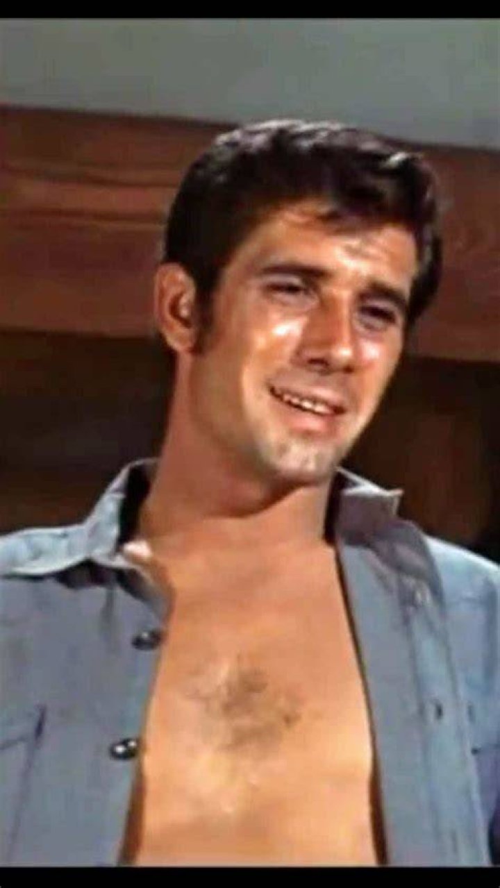ZedBlog | Robert Fuller - Bio, Age, net worth, height, Wiki, Facts and Family
